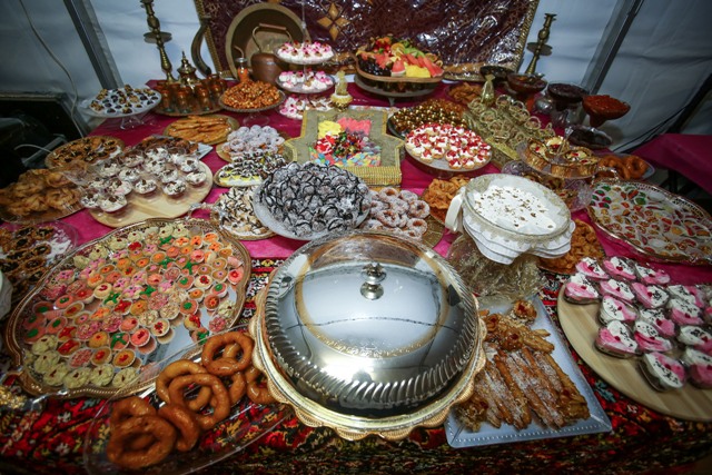 "אמש נחתם חג הפסח בטקס רשמי - חגיגת המימונה הססגונית. עם ישראל חגג את יציאתו מעבדות מצרים, והבוקר, חופשי ומאושר, הוא שב אל השגרה היומיומית המפרכת.(צילום: פלאש 90)