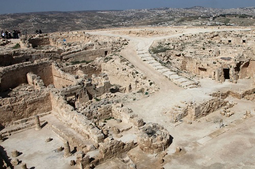 Flash 90 | Isaac Harari  