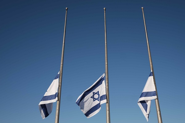 "ימי אבל אלו הם לא רק תזכורת לאבדן הבנים, האחים והקרובים היקרים ללבנו, אלא גם תמרור אזהרה לחוסר האחדות שבעם".(צילום: פלאש 90)