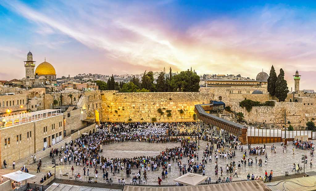 Иерусалим с видом на Стену плача